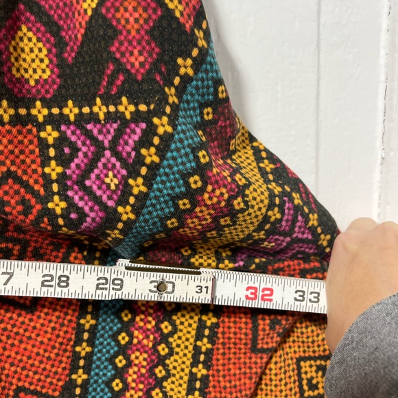 Farm Rio Oversized Collared Pullover sweatshirt with beaded buttons size XL - Picture 9 of 9